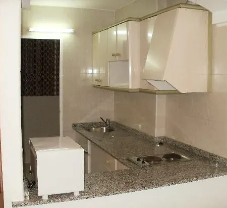 Aparthotel Primavera Loix 3*