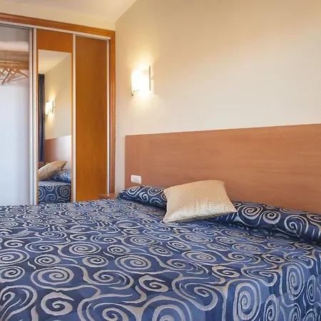 Aparthotel Primavera Loix 3*