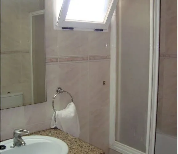 Primavera Loix Appart hôtel 3*