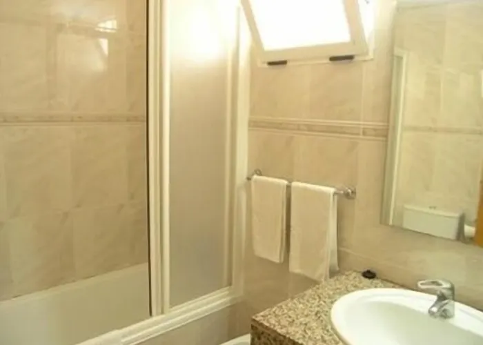 Primavera Loix Appart hôtel