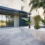 Primavera Loix Lejlighedshotel