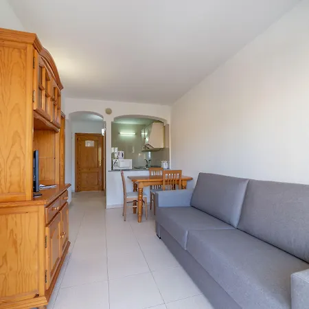 Ξενοδοχείο με διαμερίσματα Primavera Loix 3*