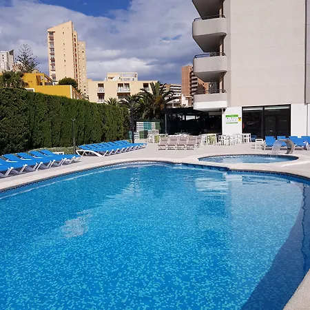 Primavera Loix Aparthotel 3*
