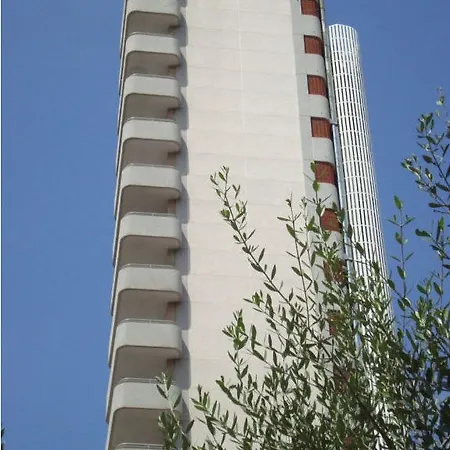 Primavera Loix Lägenhetshotell Benidorm